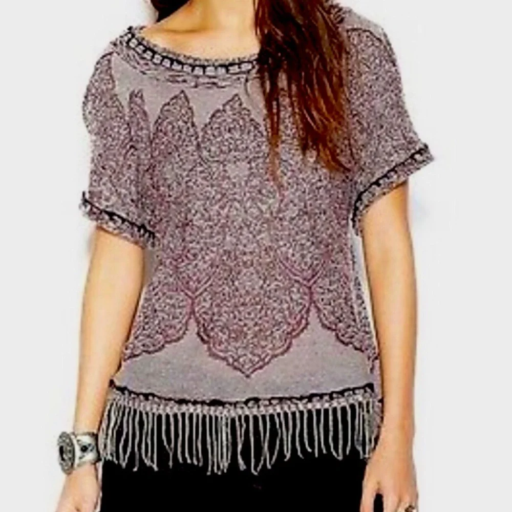 Free People Kilm Medallion Fringe Short Sleeve Boho Sweater. EUC. Sz S/M